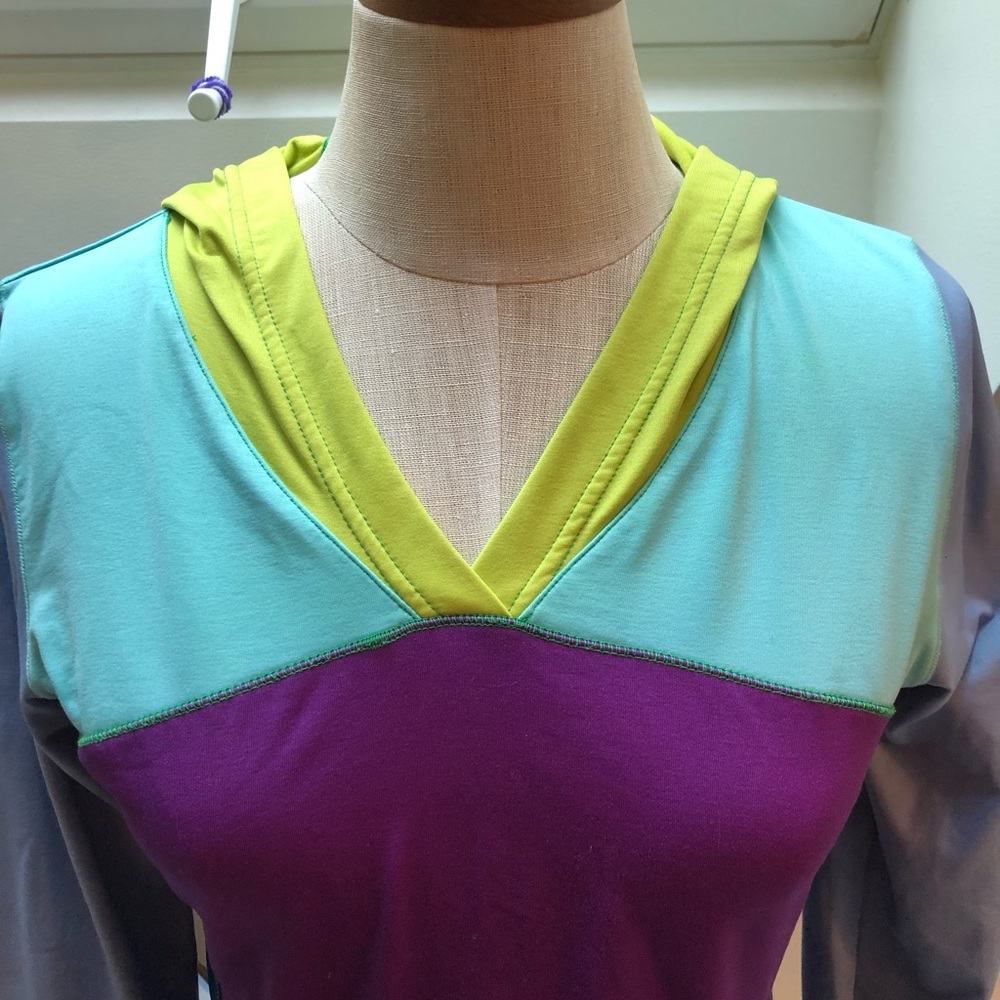 Title Nine Performance Layer (S) - image 1